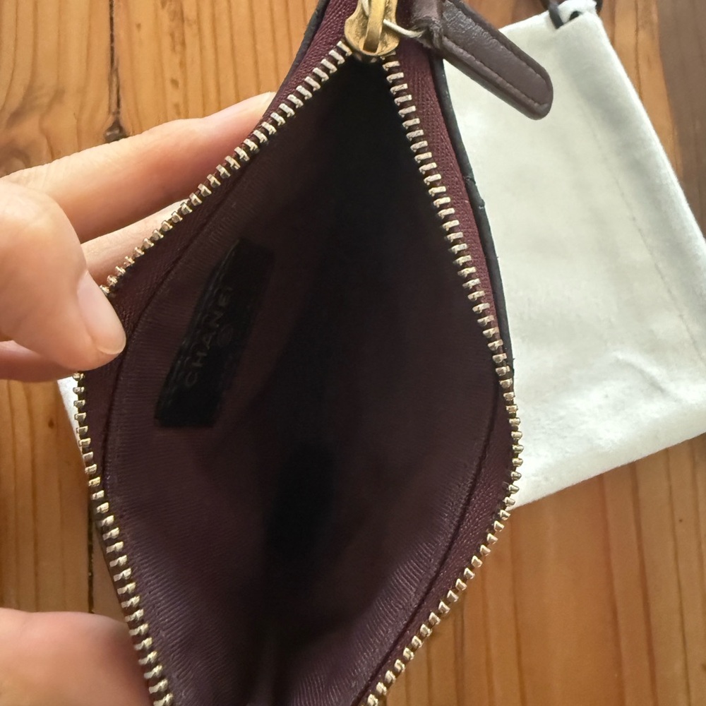 Chanel Classic Zipped Small Pouch - Picture 7 of 16